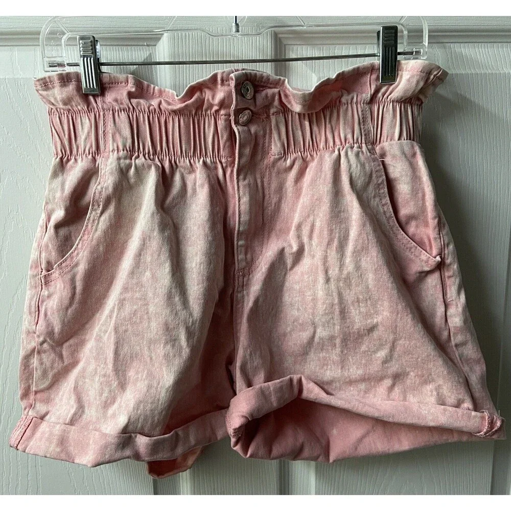 Almost Famous Shorts Womens M Pink Cuffed Denim Elastic Waist Zip Paperbag